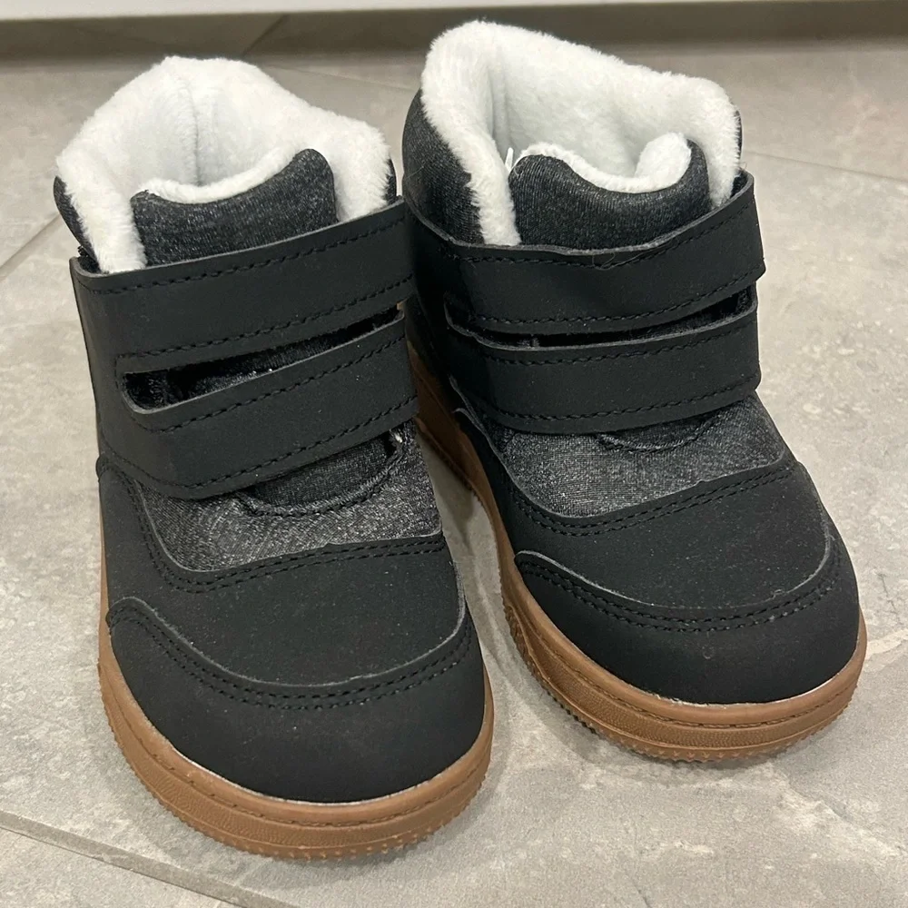 NEW BMCiTYBM Toddler Boys Cold Weather/Snow Boots (NO BOX)